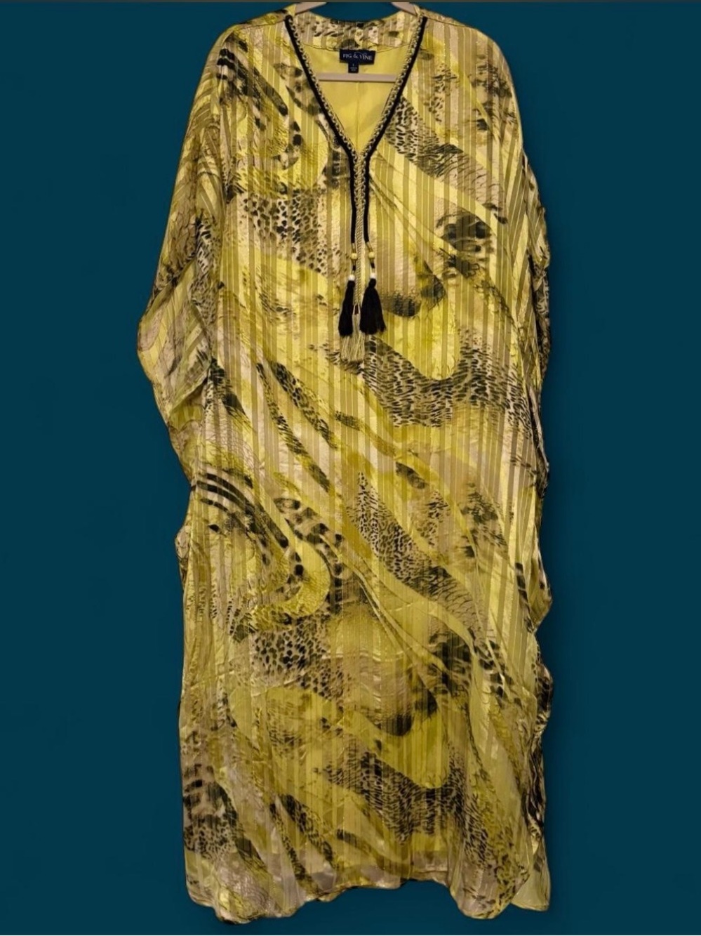 EUC Fig & Vine vibrant caftan